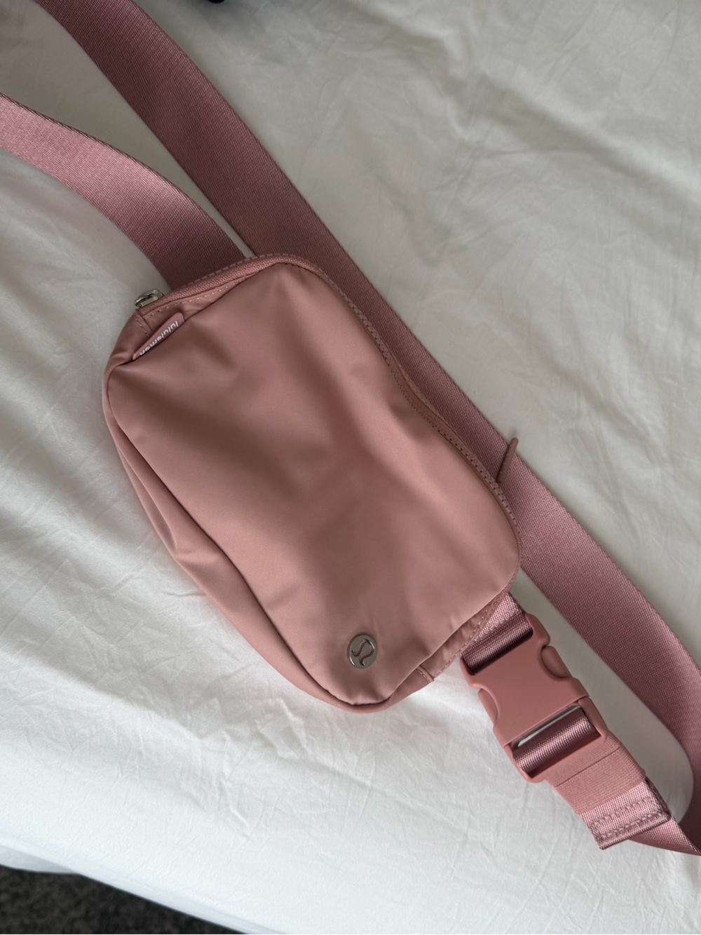 lululemon athletica Dusty Rose Shoulder Belt Bag